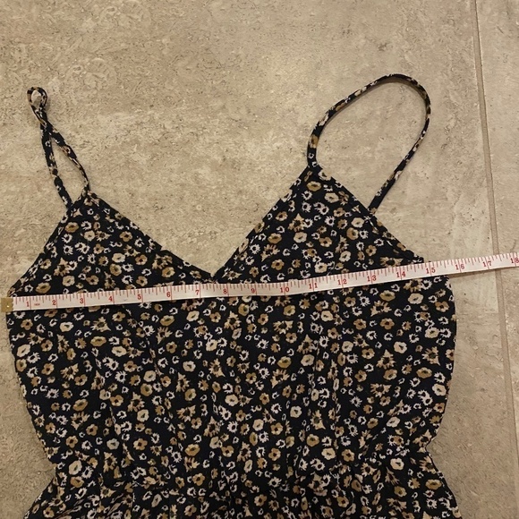 🎉Navy Blue Floral SHEIN Romper - Size Medium (Fits Small) w/ Adjustable Straps - Picture 2 of 6